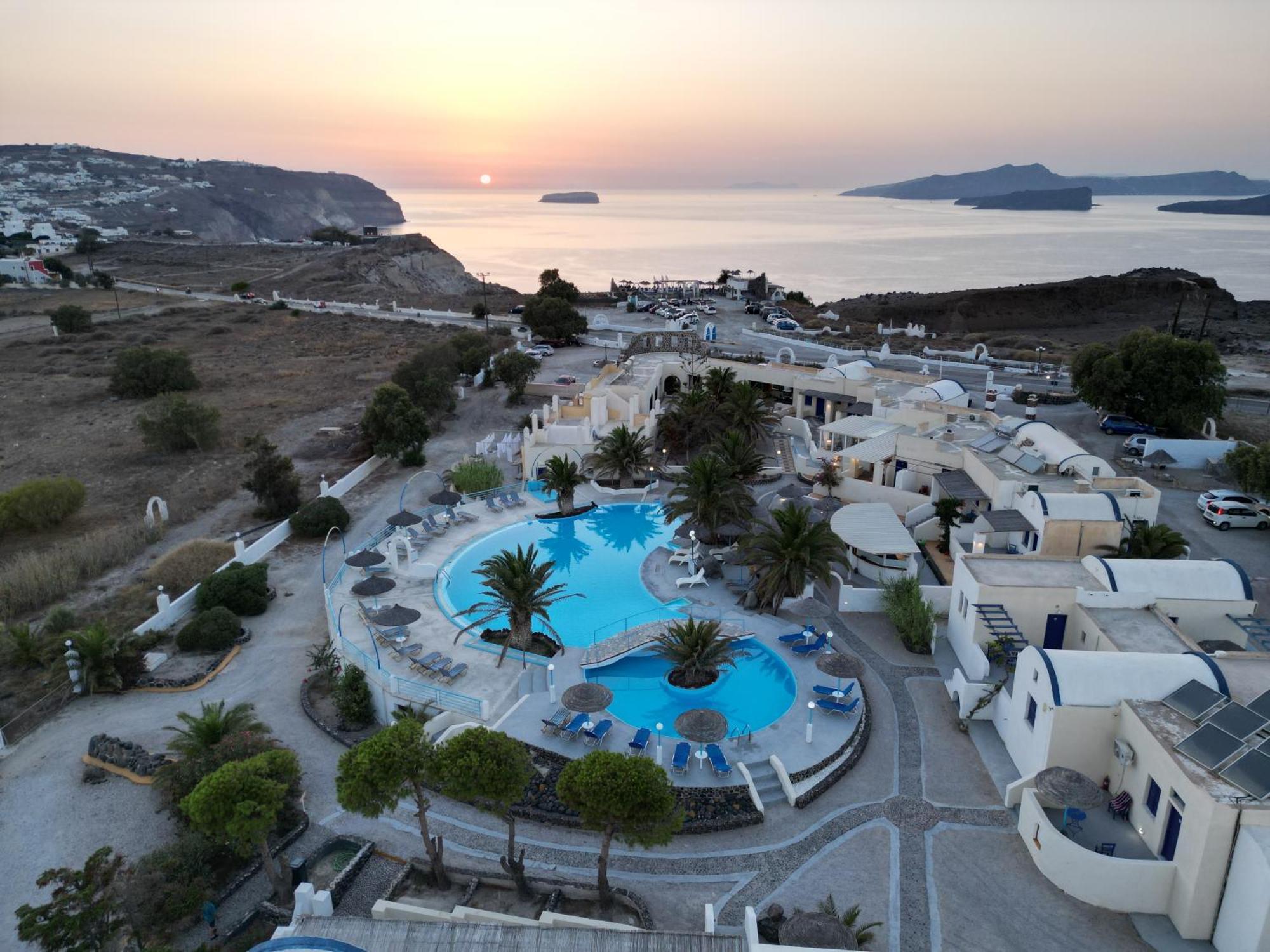 מגלוחורי Caldera View Resort - Adults Only מראה חיצוני תמונה